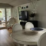 Cozy Near And Nature 度假居 *